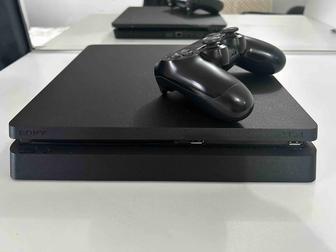 Продам Sony PlayStation 4 slim 1Tb