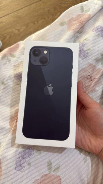 Продам новый iPhone 13