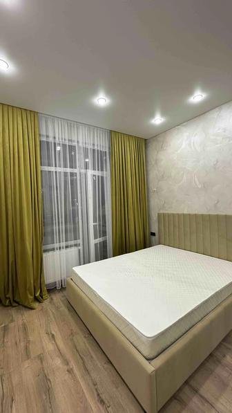 Продается 2-х спальный кровать с ортопедическим матрасом