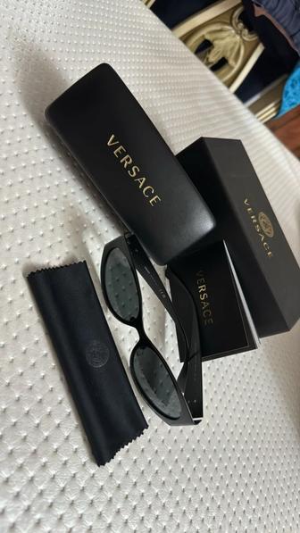 Очки Versace