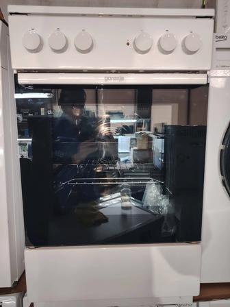 Продам б/у плиту Gorenje GEC5A41WG