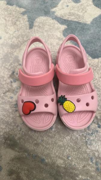 Продам детские сандали и шлепки от crocks (оригинал)