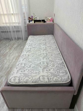 Продам кровать