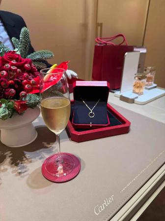 Cartier Juste un Clou, Гвоздь