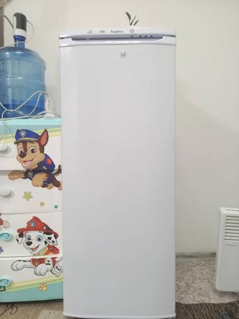 Холодильник Бирюса