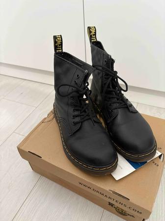 Мартинсы, ботинки женские осень