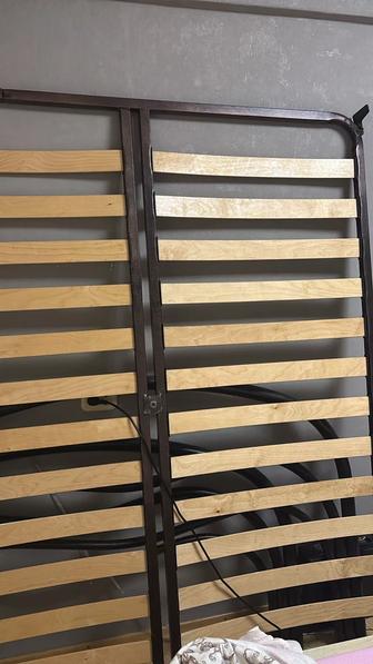 Продам кровать металлическую