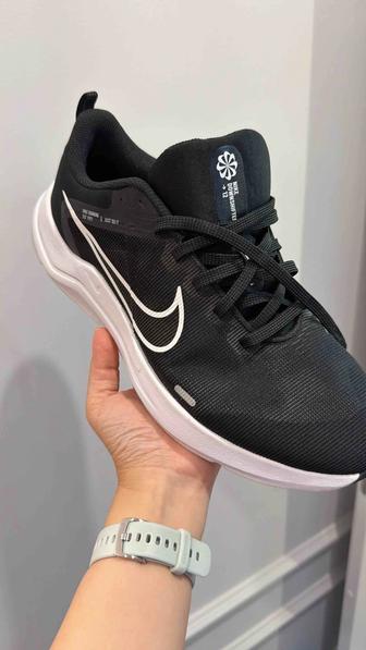Новые кроссовки NIKE из Кореи