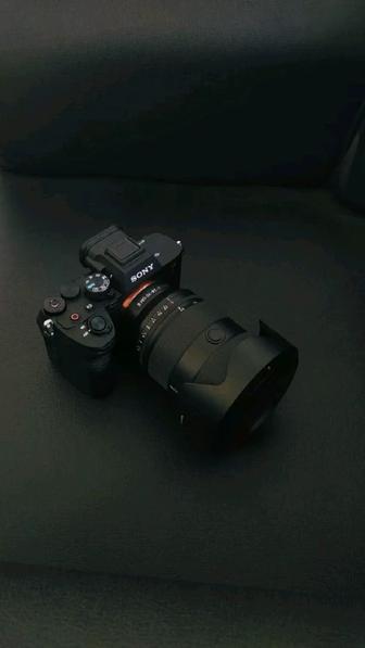 Срочно продается Sony A7 IV - почти новая!