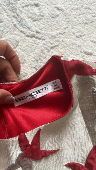 Продам женское платье