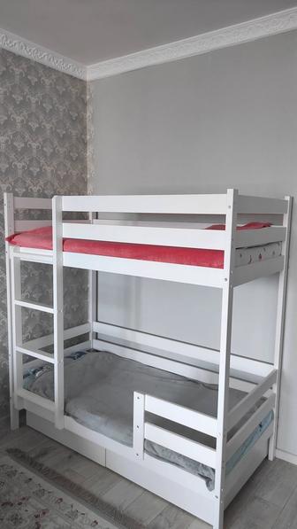 Кровать двухъярусная