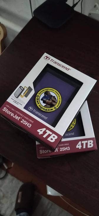 Внешний накопитель 4TB Transcend