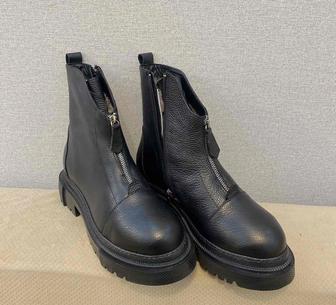 Продаются зимние ботинки, полностью натуралка.