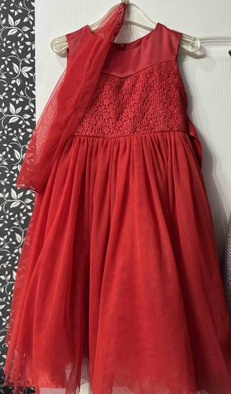 Платья нарядные для девочек