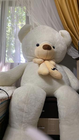 Продаю Мишку игрушку 2 метра