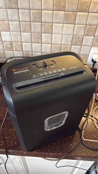 Шредер для уничтожения бумаг