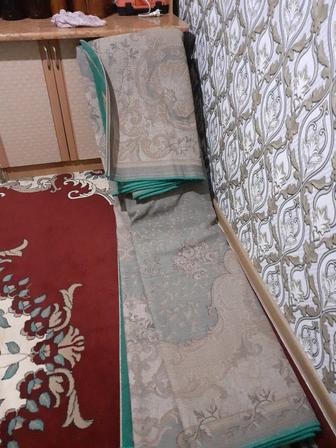 Ковер хорошем состоянии.