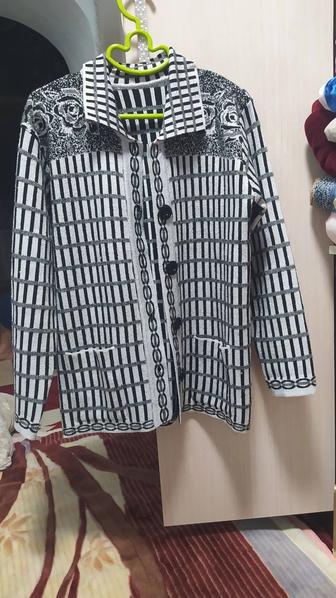 Продам кофту женская бу в отличном состоянии размер 52, 54