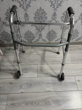 Продам ходунок для взрослых