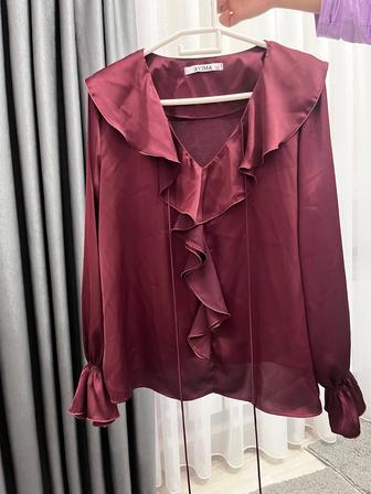 Женская одежда . Блузка..Кофточка