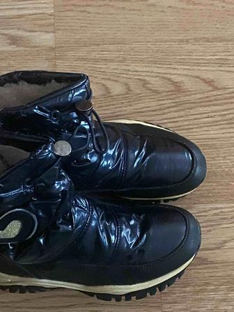 Продам сапоги на девочку