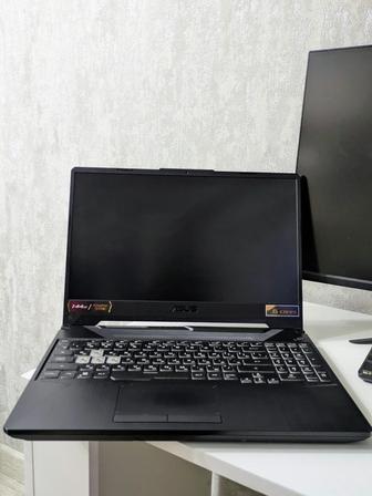 ASUS TUF Gaming A15 GTX 1650 / Ryzen 5 / 16GB / SSD 512GB / 144Hz