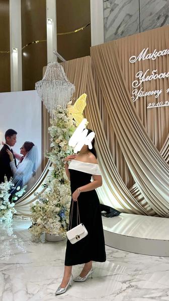 Продам платье б/у