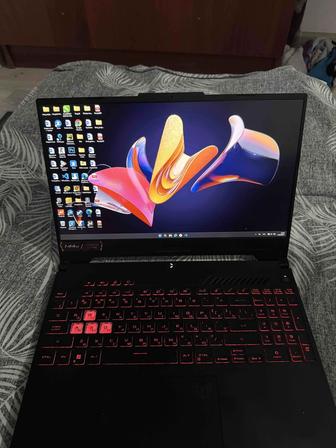 Ноутбук ASUS почти новый