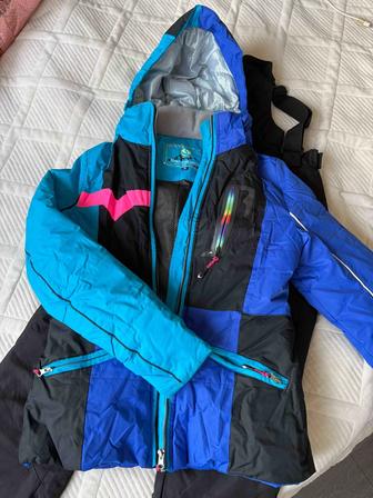 Лыжный костюм женский