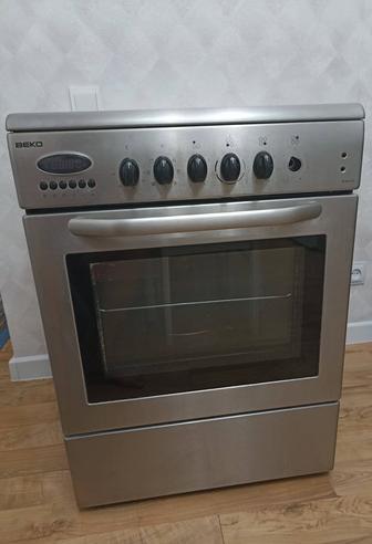 Продам кухонную плиту