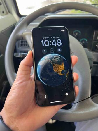 iPhone 11 black 128gb