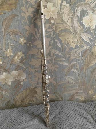 Флейта Yamaha YFL 212