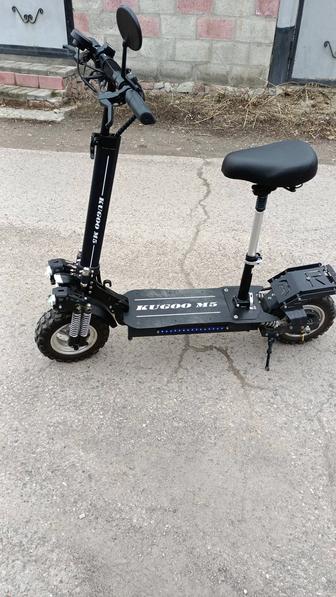 Продам электросамокат