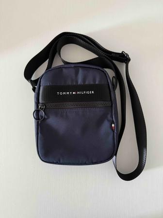 Tommy Hilfiger барсетка