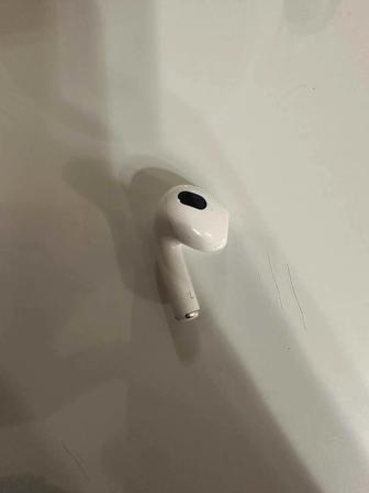 левое ухо airpods 3 original 100%