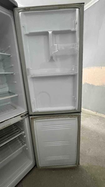 Холодильник