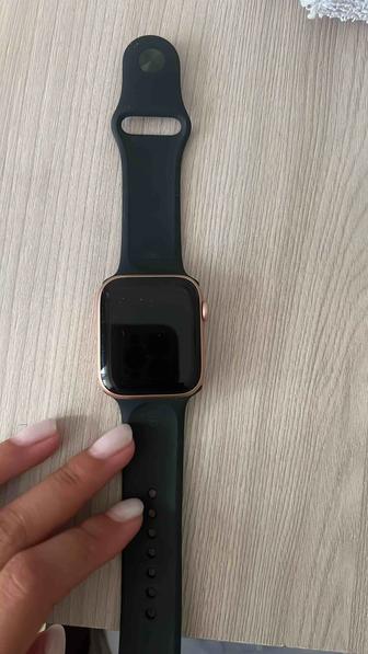 Часы Apple Watch 5