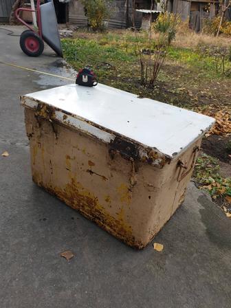 Продам железный ящик/сундук