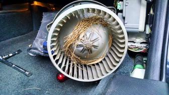 Замена моторчика печки!