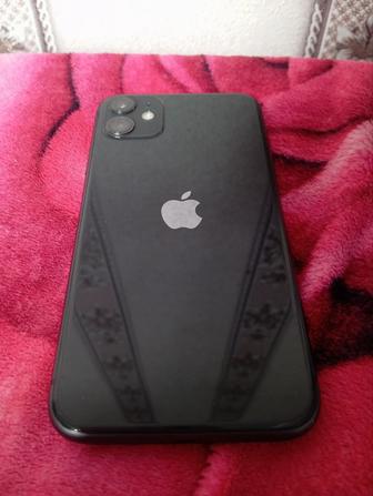 iPhone 11 64GB состояние отличное