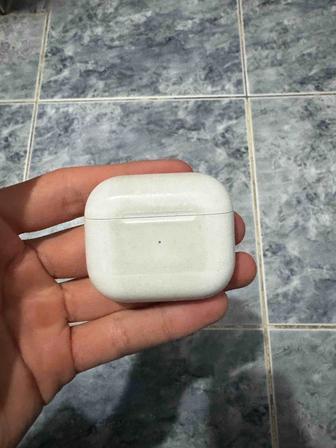 Наушники airpods
