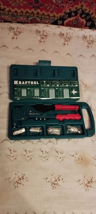 Продам заклепочник Kraftool.