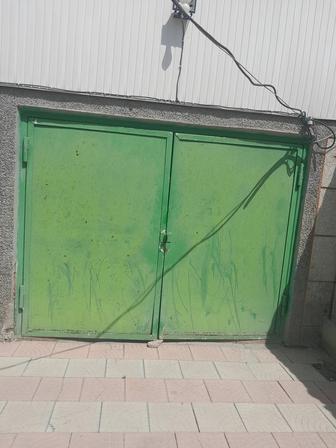 Продаю ворота от гаража