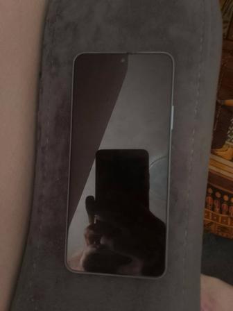 продам телефон Huawei NOVA 13i