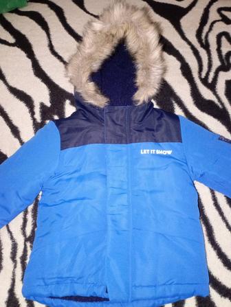 Продам зимние куртки на мальчика