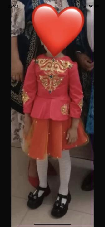 Продам национальную платье полностью ручной работы на девочку возрасте 5-7л