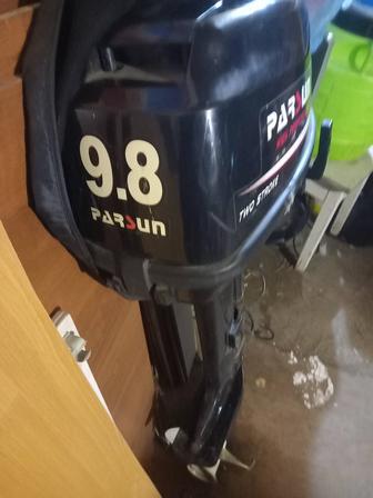 Продам лодочный мотор Parcyn 9.8 (18 л.с)