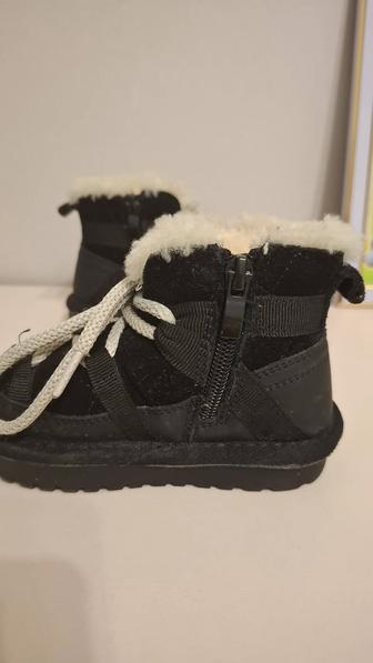 Продам детские зимние сапожки на мальчика