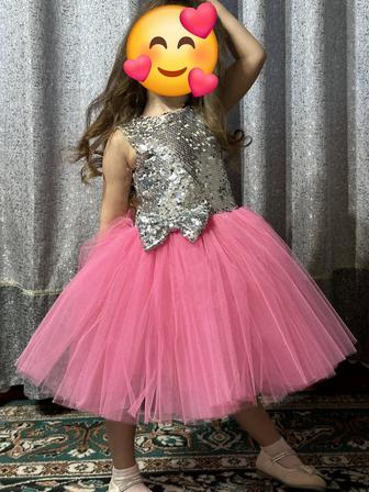 Продам платье для утренника