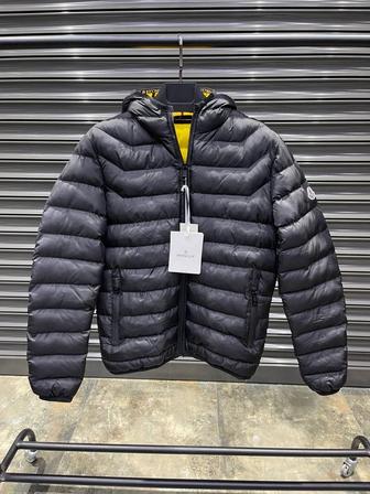 Демисезонная куртка